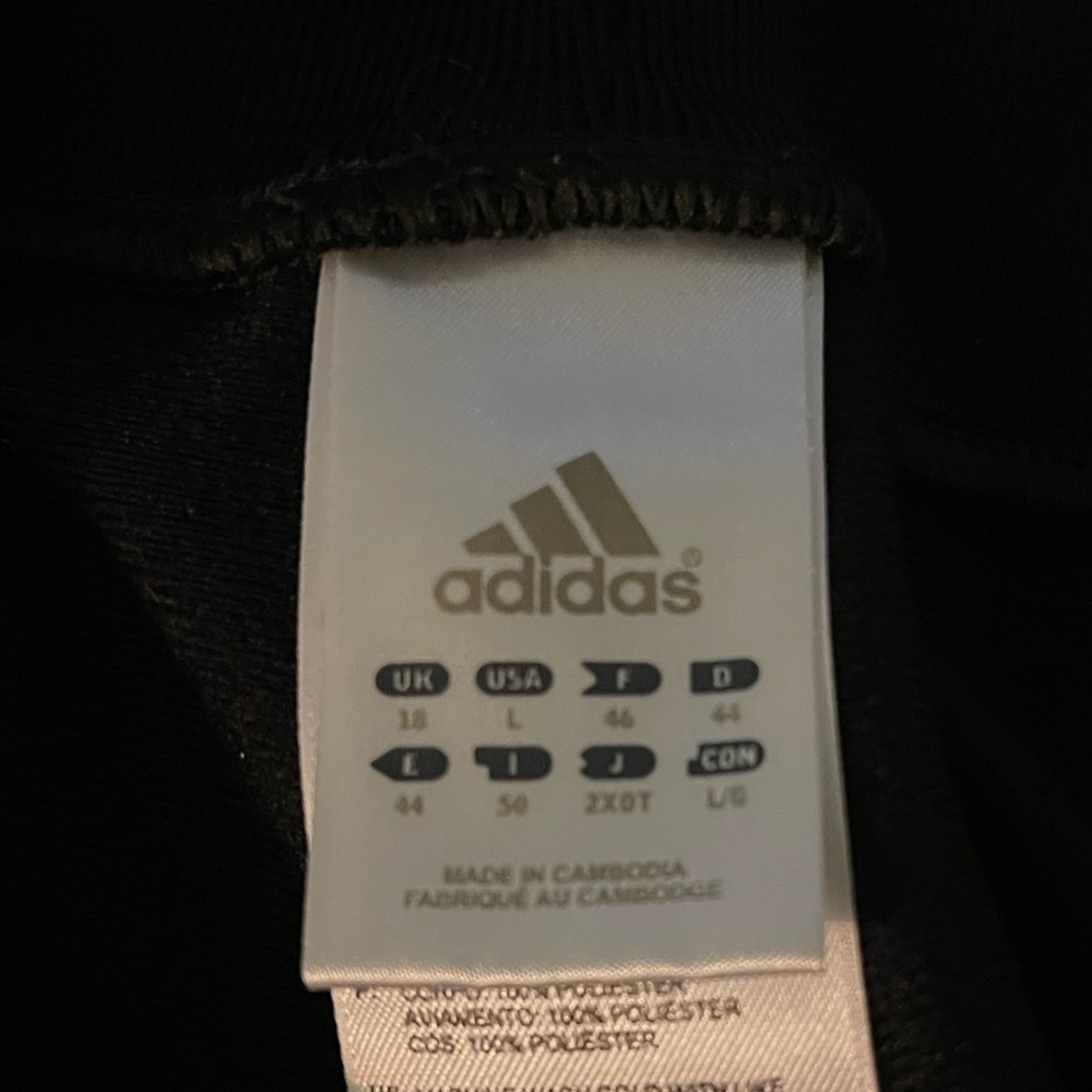 Adidas womens large. Gently worn. Thicker fabric has pockets. - Picture 2 of 4